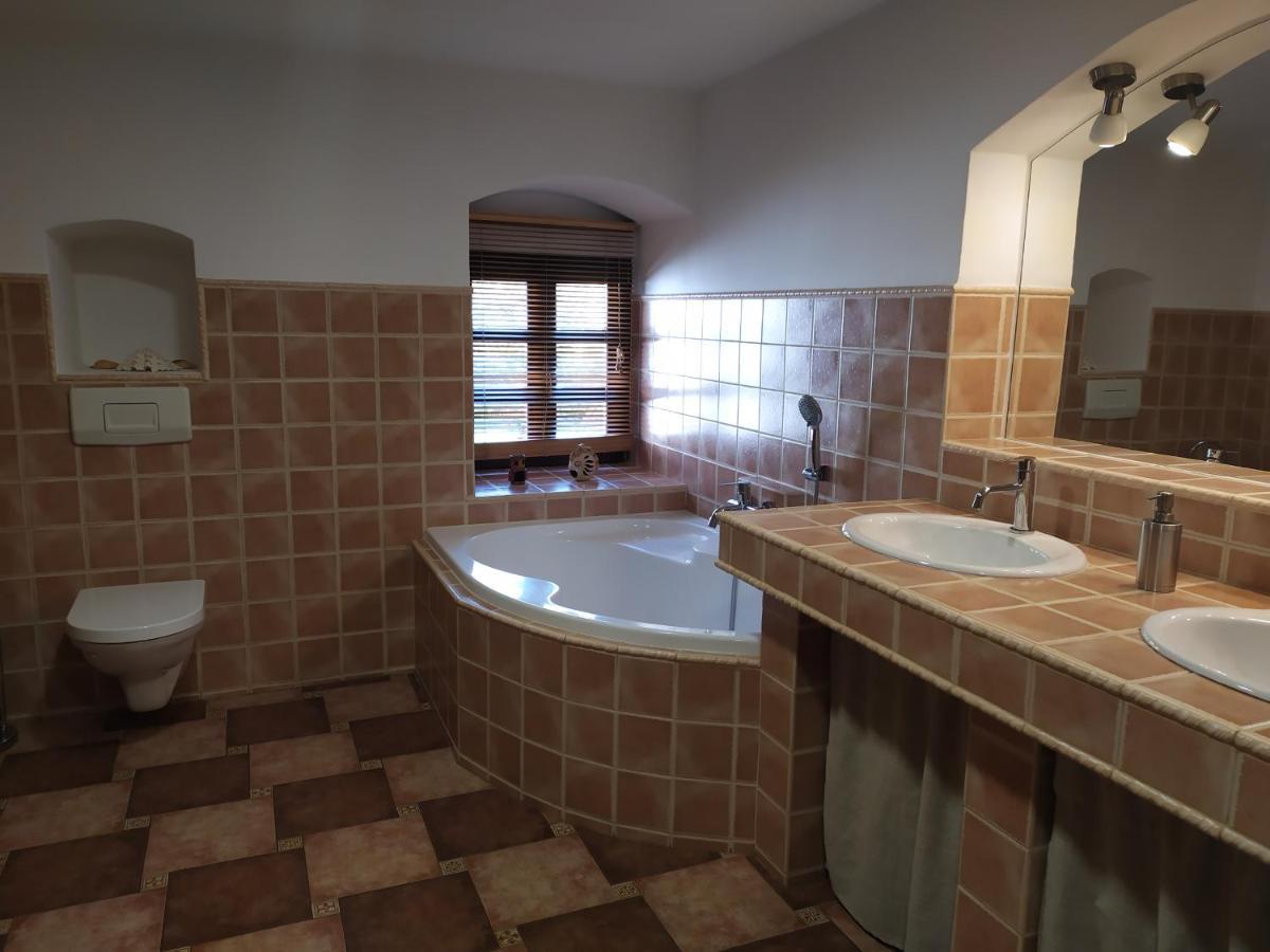 Forest Rustic Apartment Brdy Vesin 외부 사진